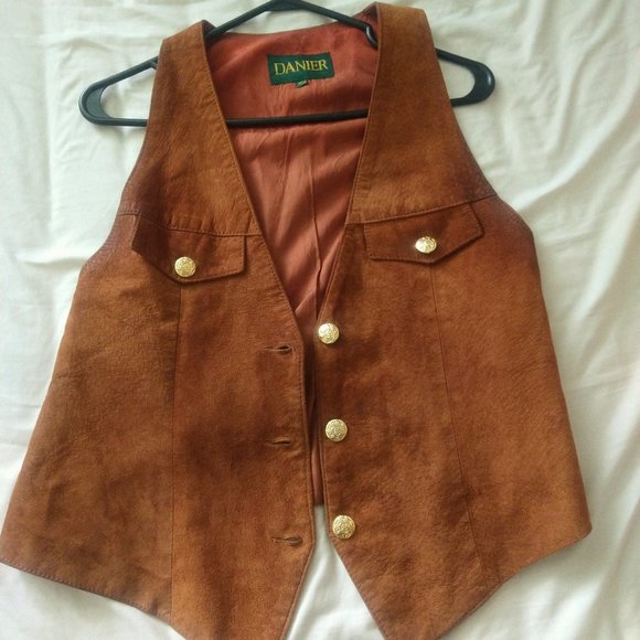Danier leather vest - Picture 1 of 2
